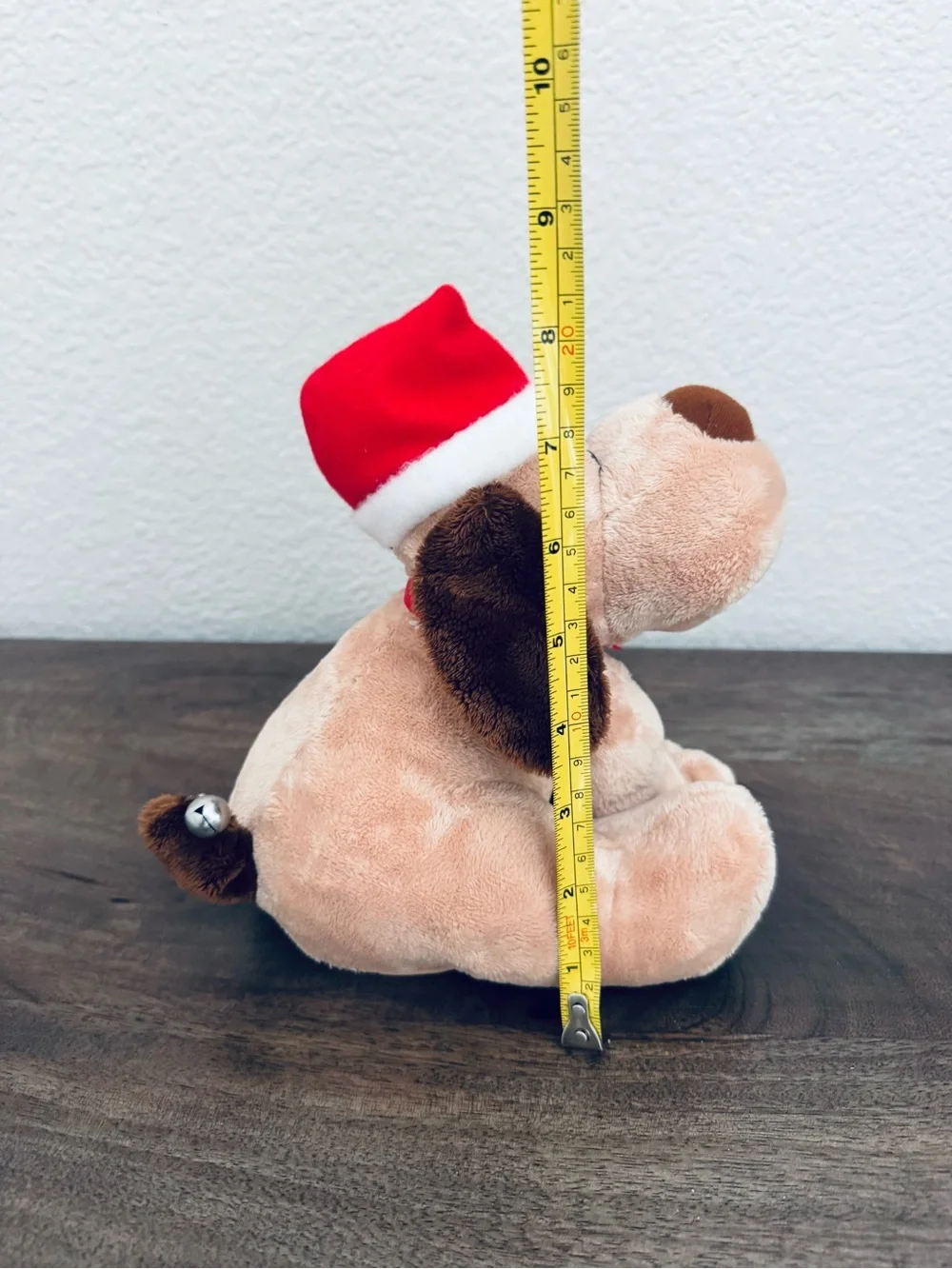 Hallmark Christmas Holiday Musical Motion Santa Dog Stuffed Animal